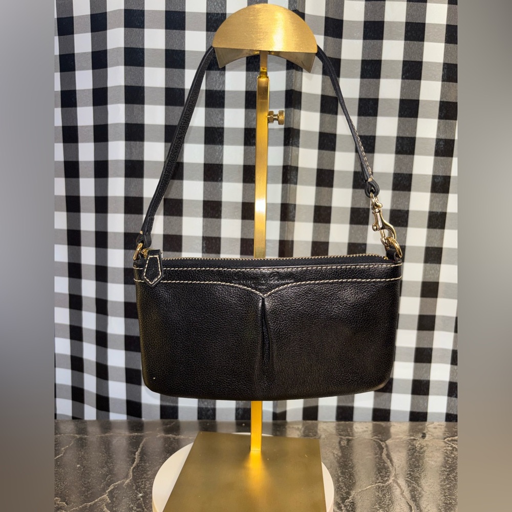 Dooney & Bourke Pebble Grain Large Slim Wristlet